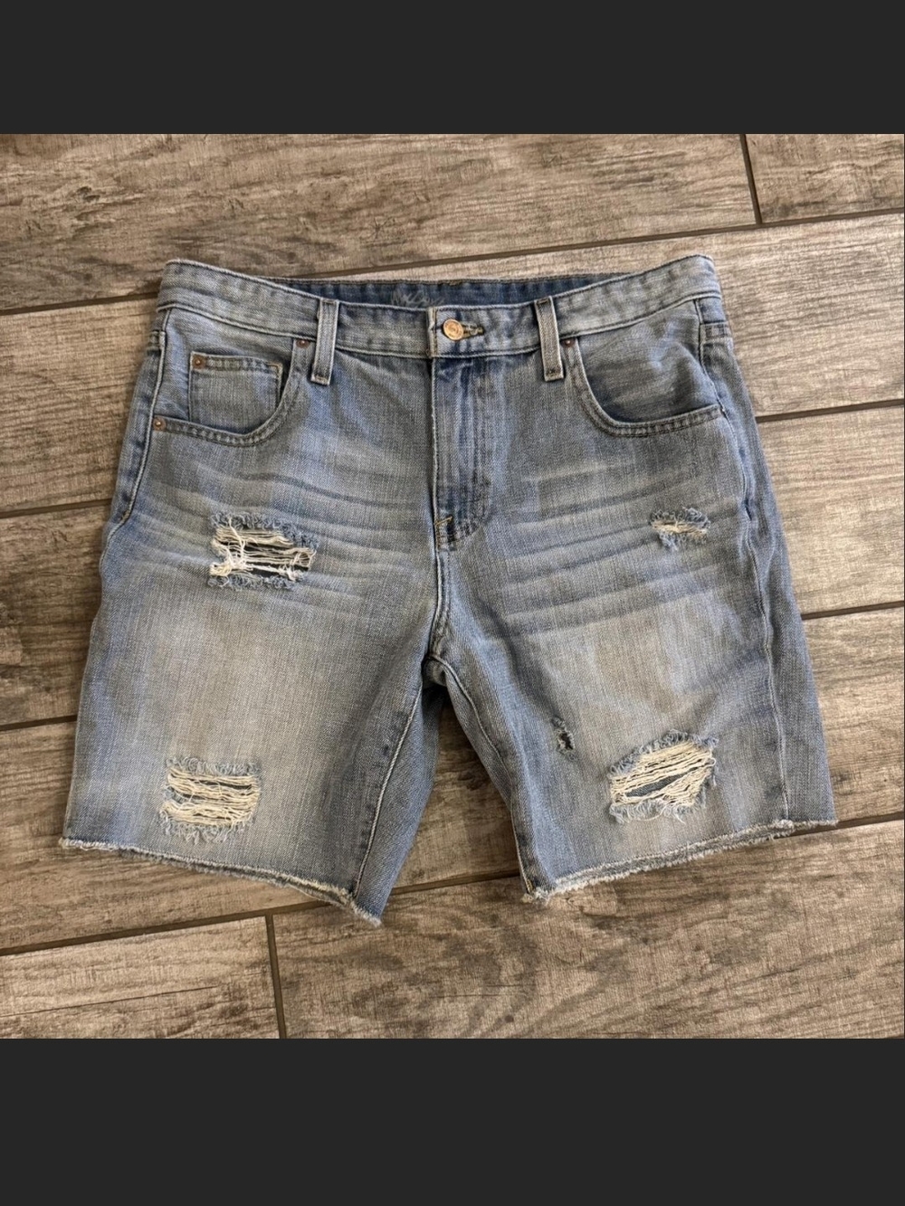 Mossimo Supply Co. Light Blue Distressed Women's Denim Shorts